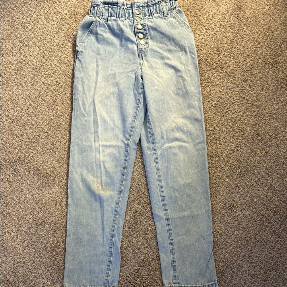 Forever 21 Blue High Rise Jeans Relaxed Fit